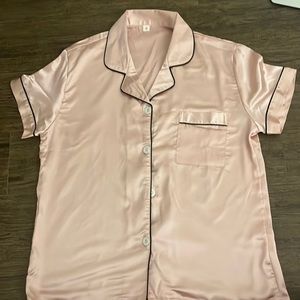 Pink satin pijama set